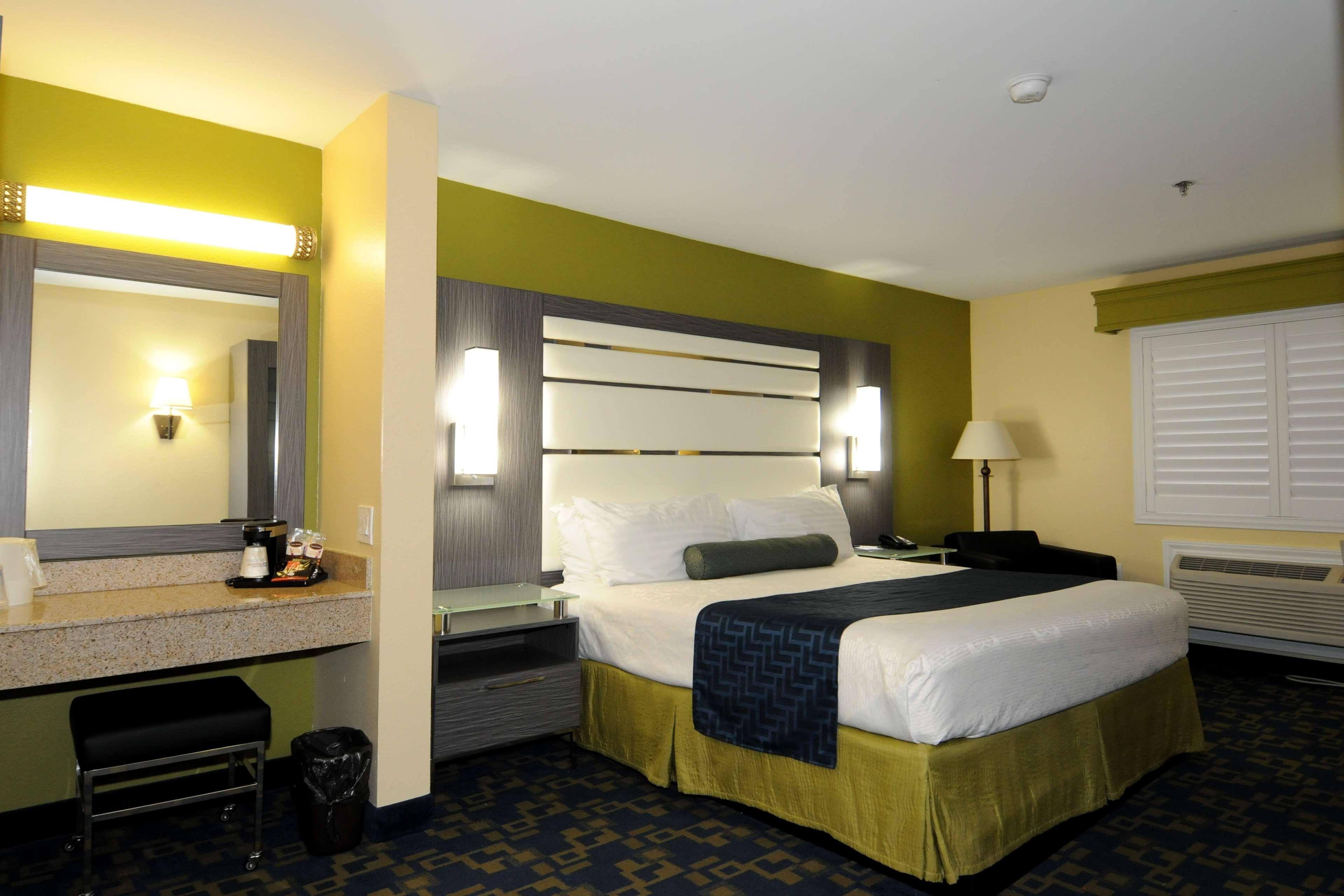 Best Western Antelope Inn & Suites Red Bluff Exterior foto