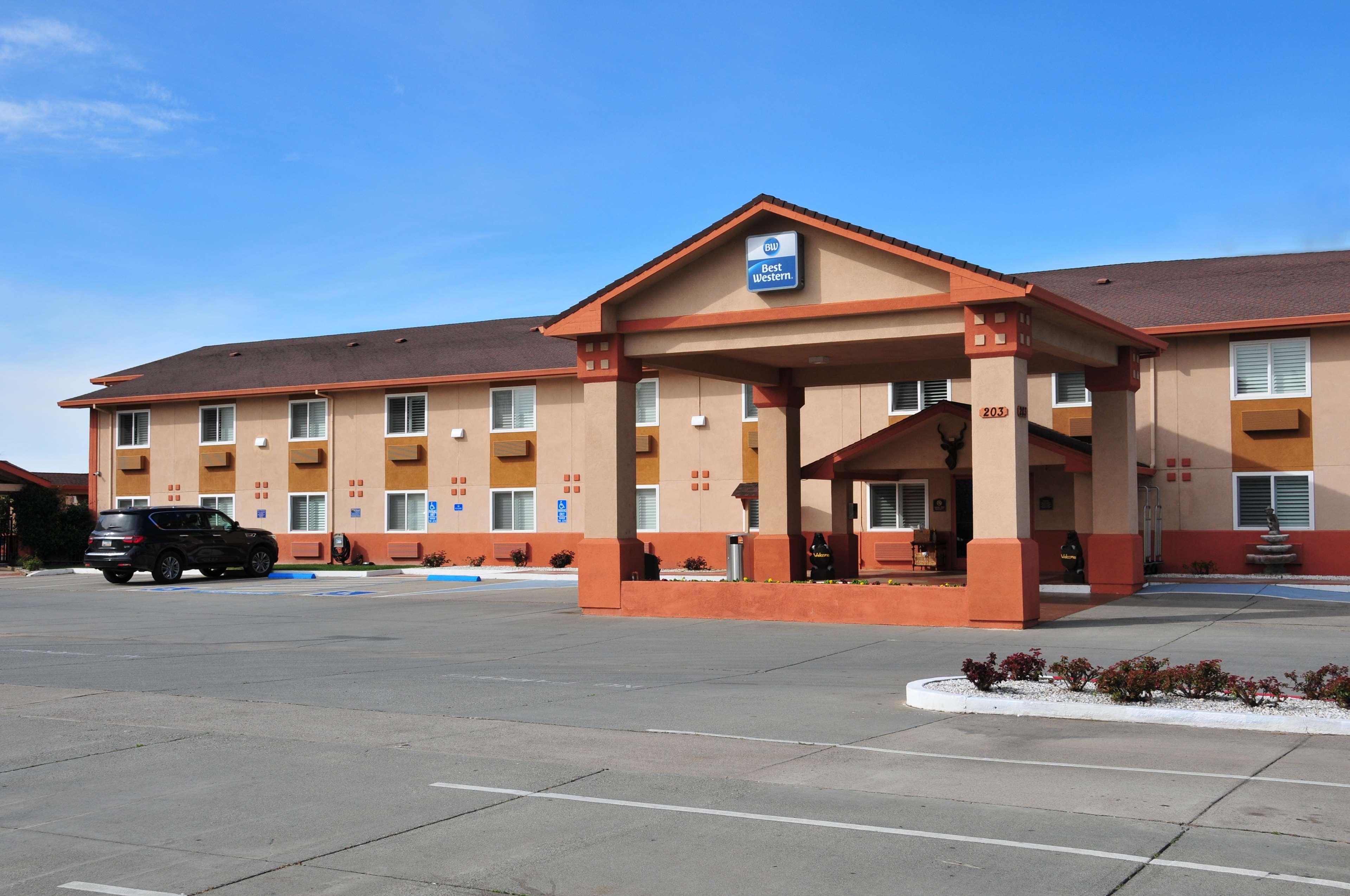 Best Western Antelope Inn & Suites Red Bluff Exterior foto